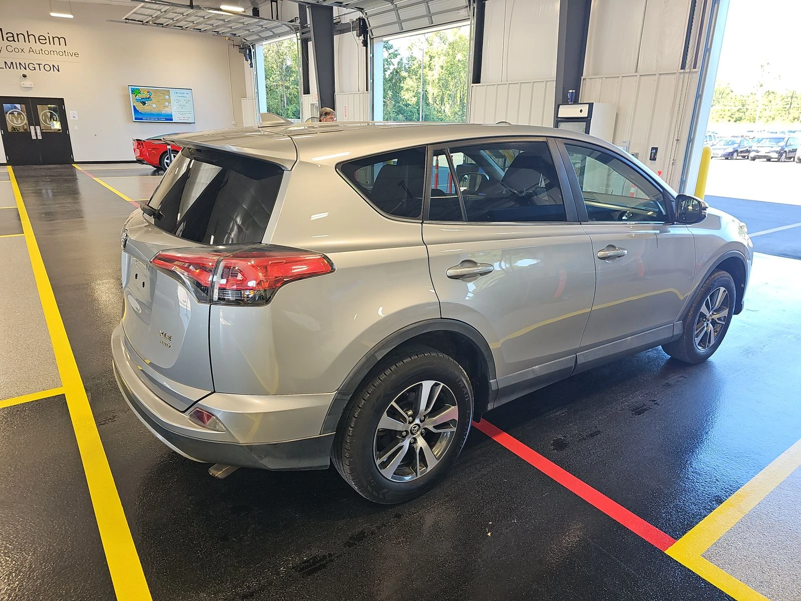 Toyota Rav4 XLE * CARFAX* ОПЦИЯ ЗА ФИНАНСИРАНЕ*  - изображение 6