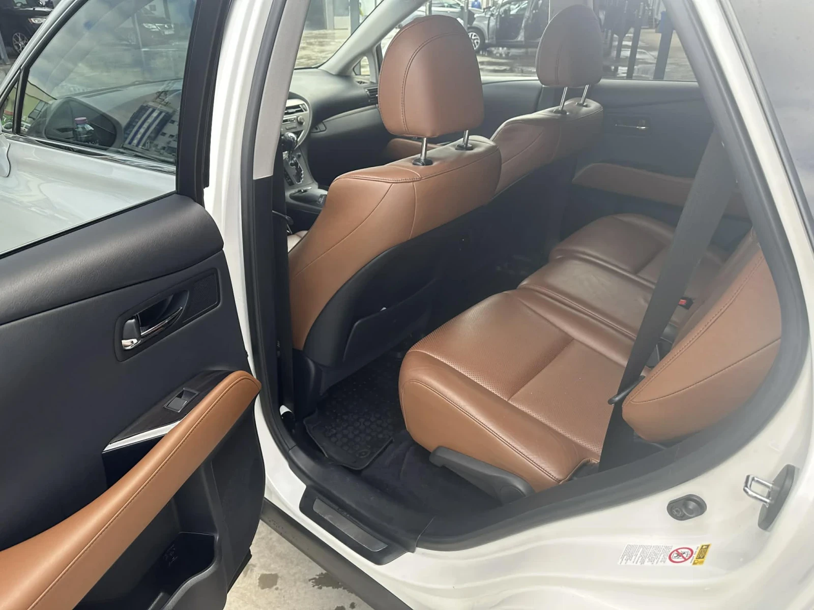 Lexus RX 450h Hybrid  - изображение 9