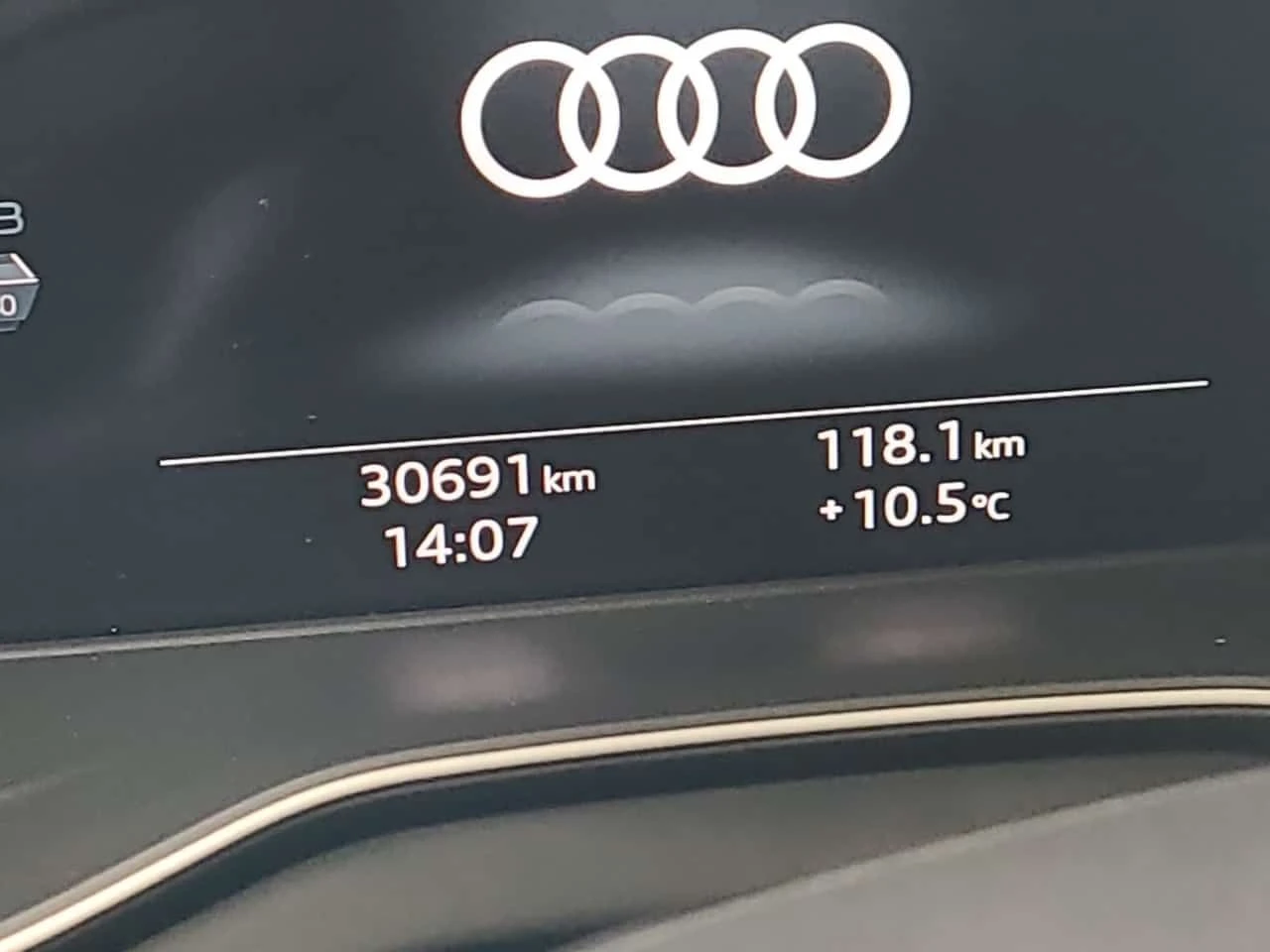 Audi Q5 360 ������| ��������| 2 �����| CARFAX |  | Mobile.bg � ����������� 10