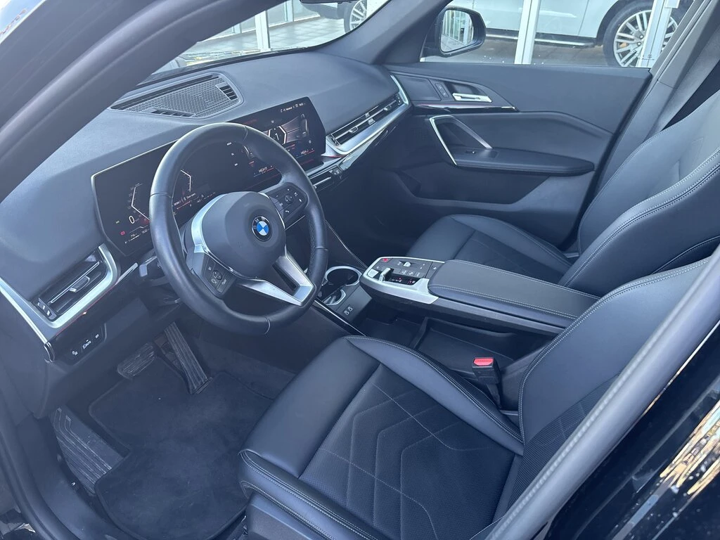 BMW X1 * xDrive28i * CARFAX * ПОДГРЕВИ * KEYLESS * КАМЕРИ, снимка 5 - Автомобили и джипове - 54141155