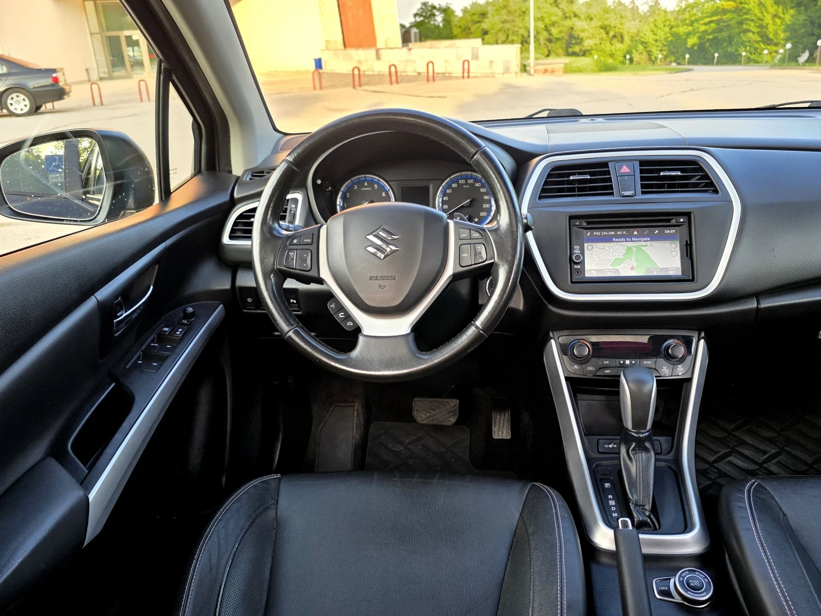 Suzuki SX4 S-Cross Автоматик, Allgrip, Навигация, Камера , снимка 6 - Автомобили и джипове - 54674687