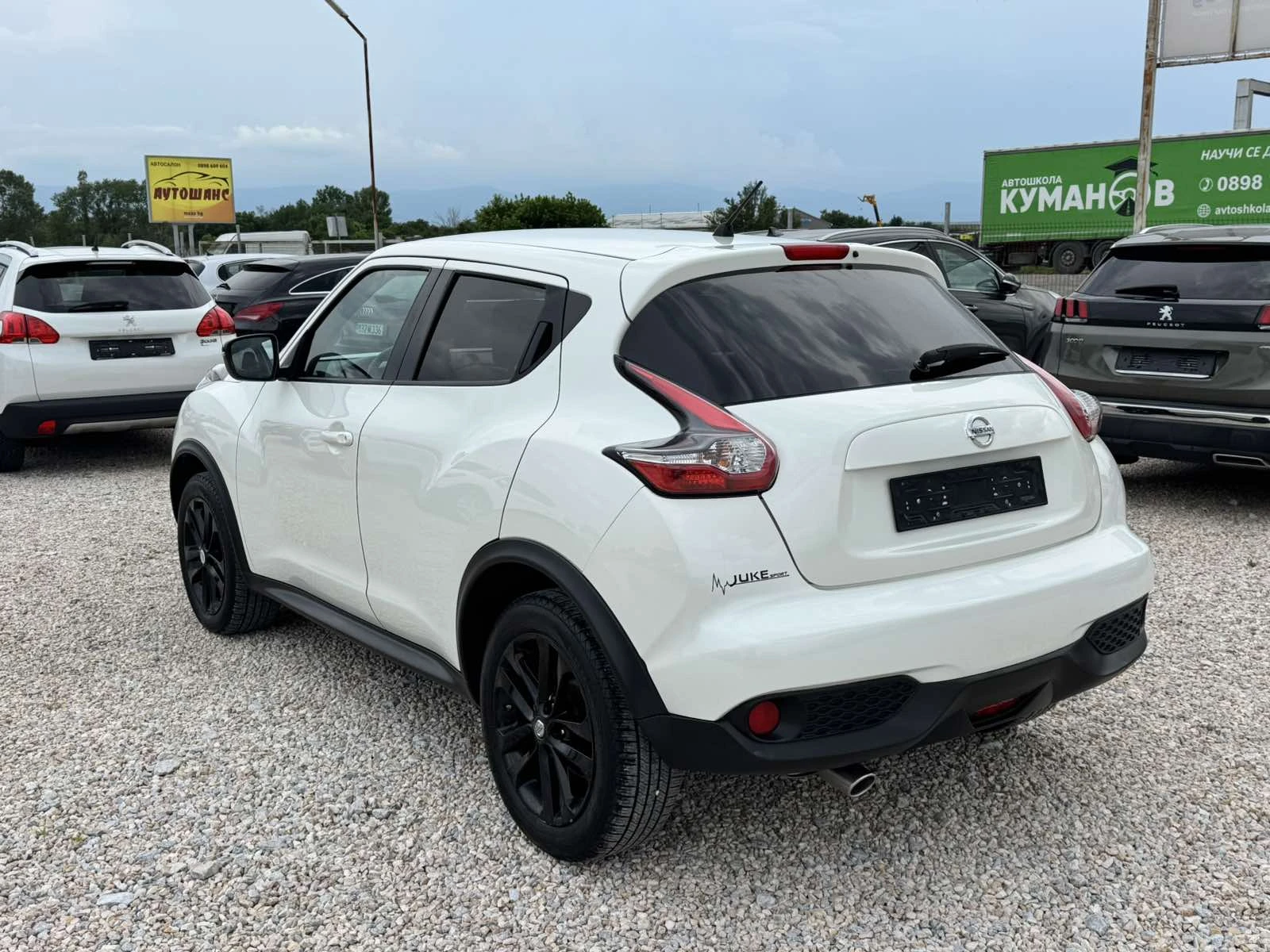 Nissan Juke 1.5dci, снимка 6 - Автомобили и джипове - 54855658