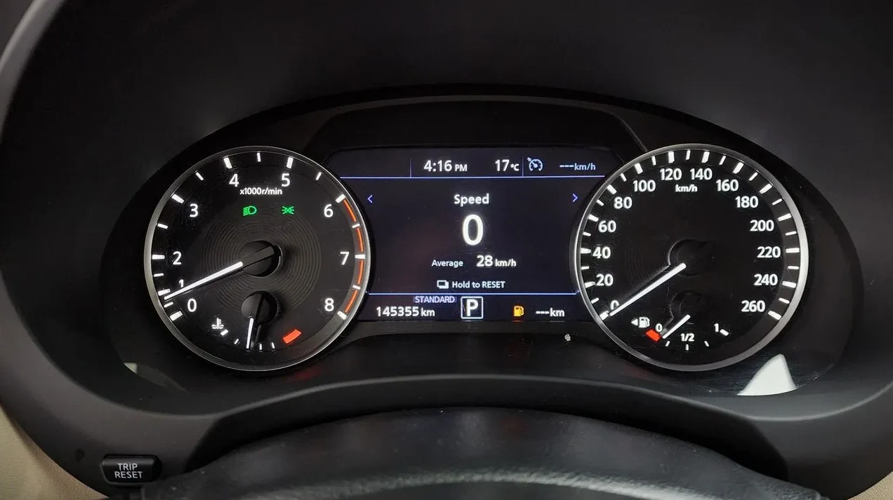 Infiniti QX50 2.0 Бензин Essential, снимка 5 - Автомобили и джипове - 54970010