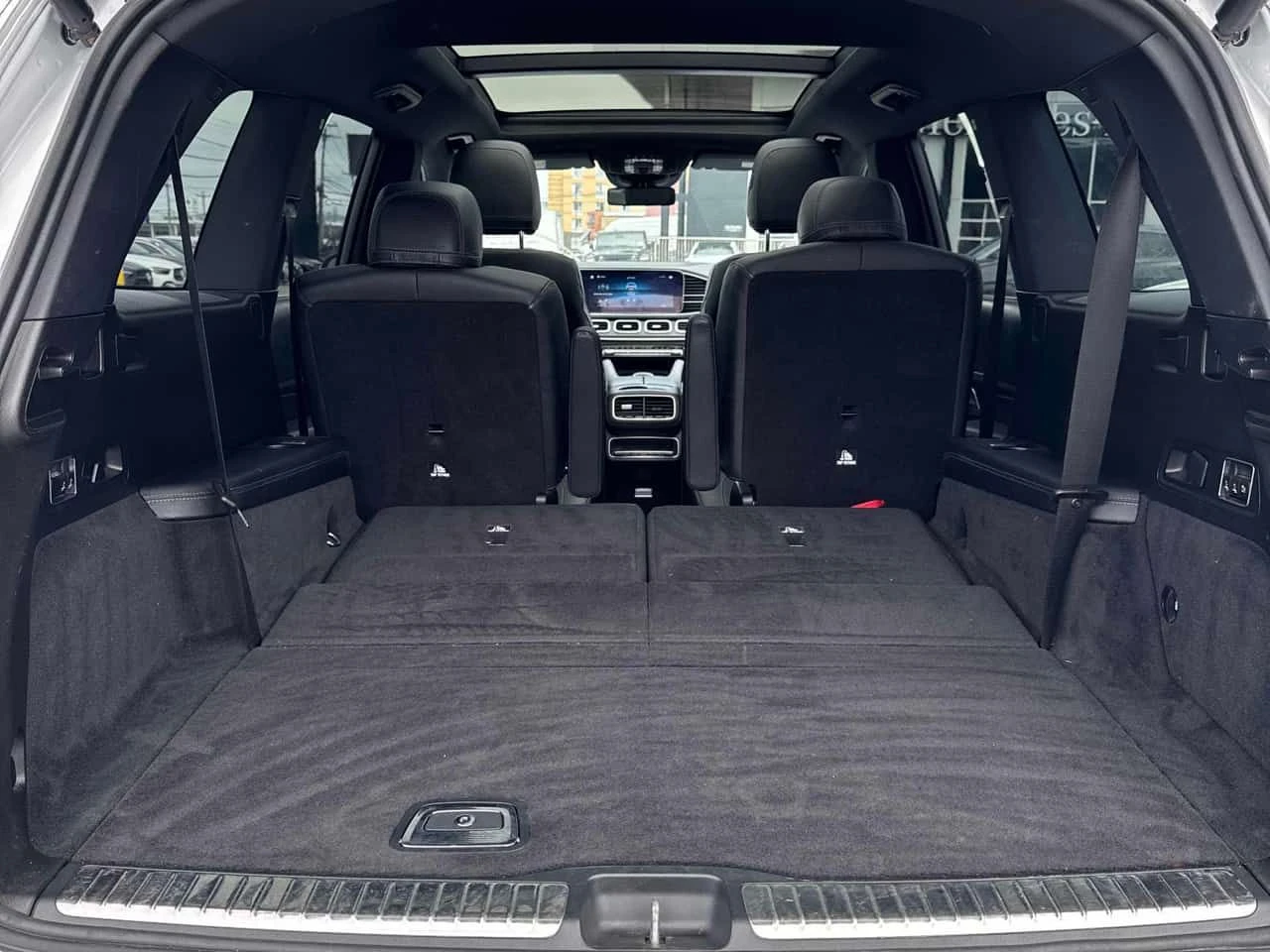 Mercedes-Benz GLS 450 * CARFAX * ЦЕНА ДО БГ, снимка 13 - Автомобили и джипове - 55226310