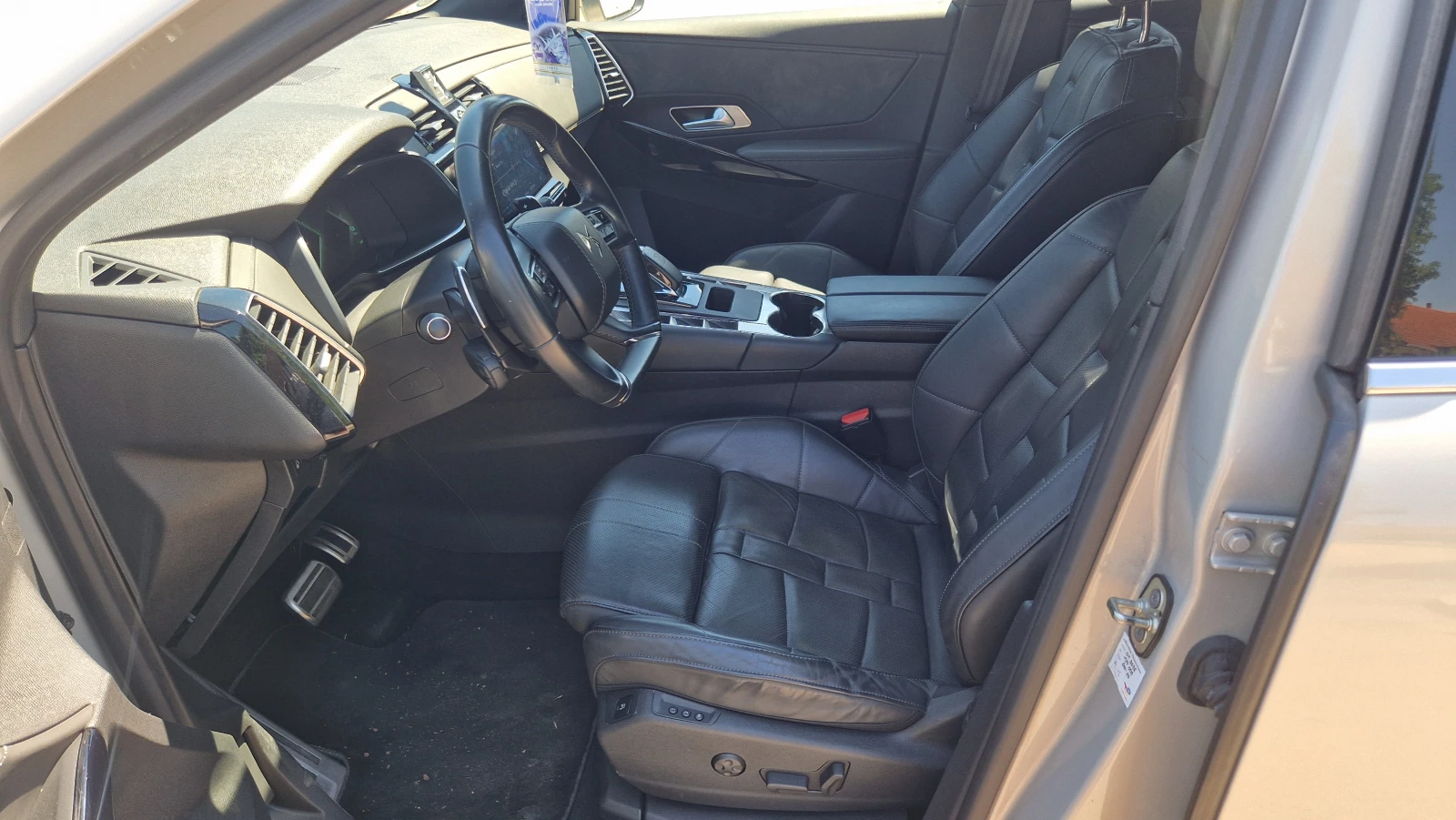 DS DS 7 Crossback 1.6 E-TENSE 300 OPERA 4WD EAT8, снимка 14 - Автомобили и джипове - 55509291