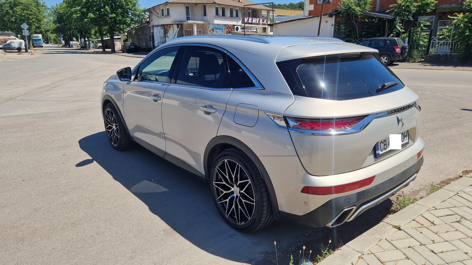 DS DS 7 Crossback 1.6 E-TENSE 300 OPERA 4WD EAT8, снимка 6 - Автомобили и джипове - 55509291