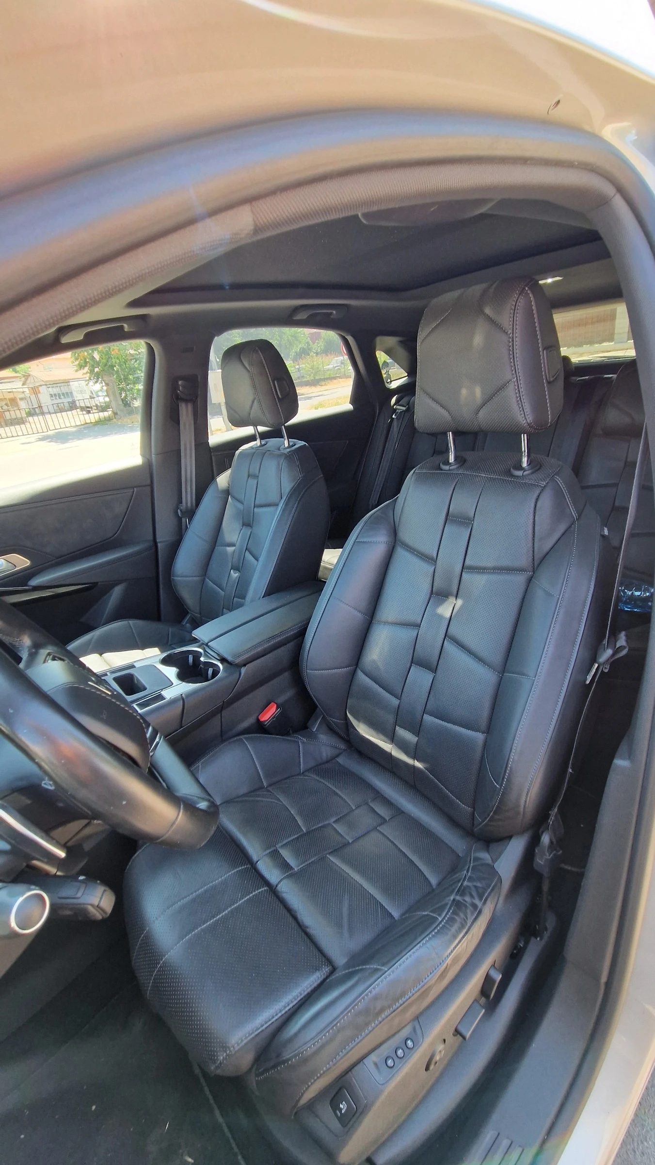 DS DS 7 Crossback 1.6 E-TENSE 300 OPERA 4WD EAT8, снимка 13 - Автомобили и джипове - 55509291