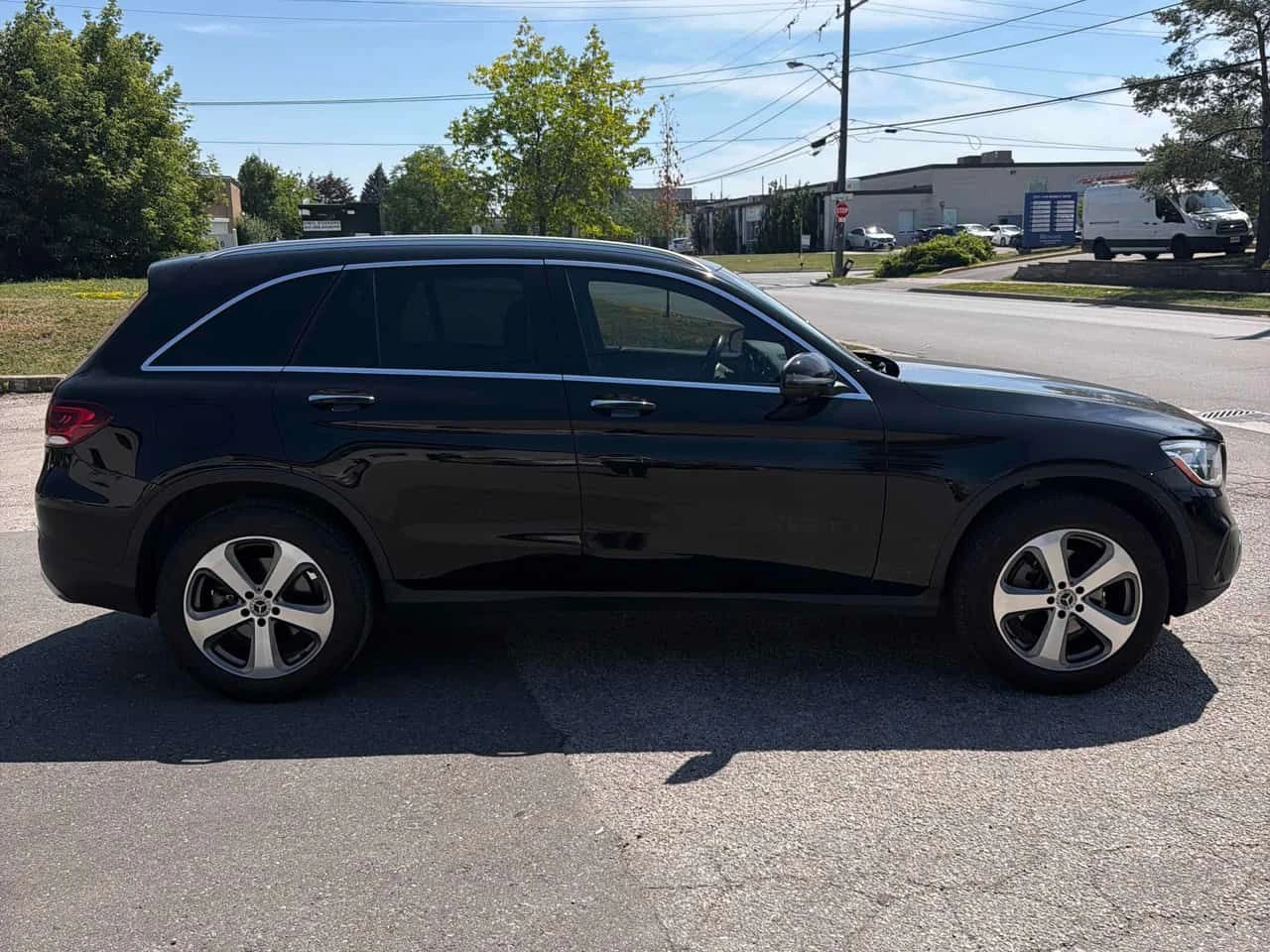 Mercedes-Benz GLC 300 * CARFAX *  ОПЦИЯ ЗА ФИНАНСИРАНЕ, снимка 3 - Автомобили и джипове - 55328545
