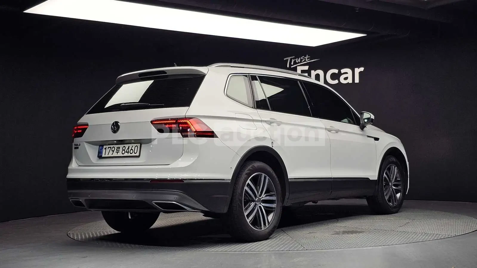 VW Tiguan Allspace R-LINE  2.0TDI PRESTIGE /PANORAMA/360CAM/FULL | Mobile.bg � ����������� 2