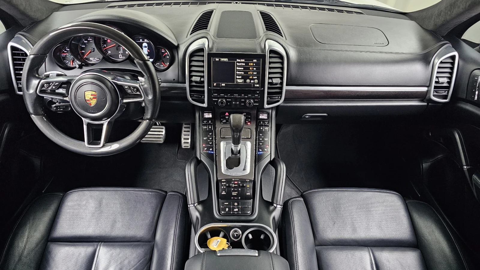 Porsche Cayenne GTS* BOSE* SOFT CLOSE* ЕЛ. БАГАЖНИК* КРАЙНА ЦЕНА, снимка 7 - Автомобили и джипове - 55983874