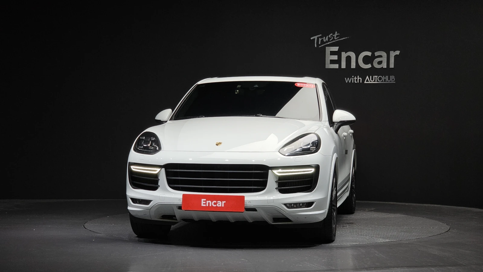 Porsche Cayenne GTS* BOSE* SOFT CLOSE* ЕЛ. БАГАЖНИК* КРАЙНА ЦЕНА, снимка 3 - Автомобили и джипове - 55983874