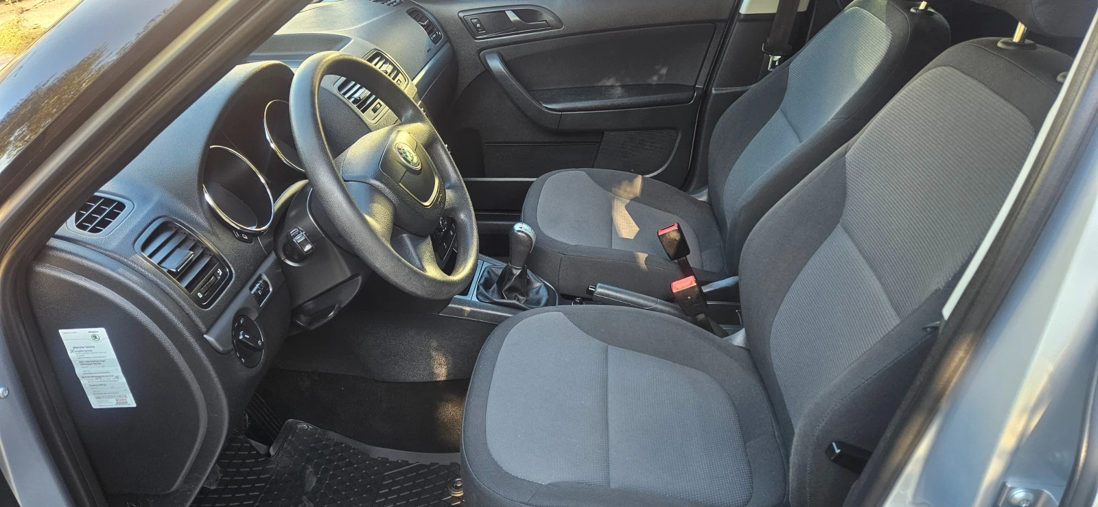 Skoda Yeti 2.0 TDI, 4×4, снимка 11 - Автомобили и джипове - 56226172