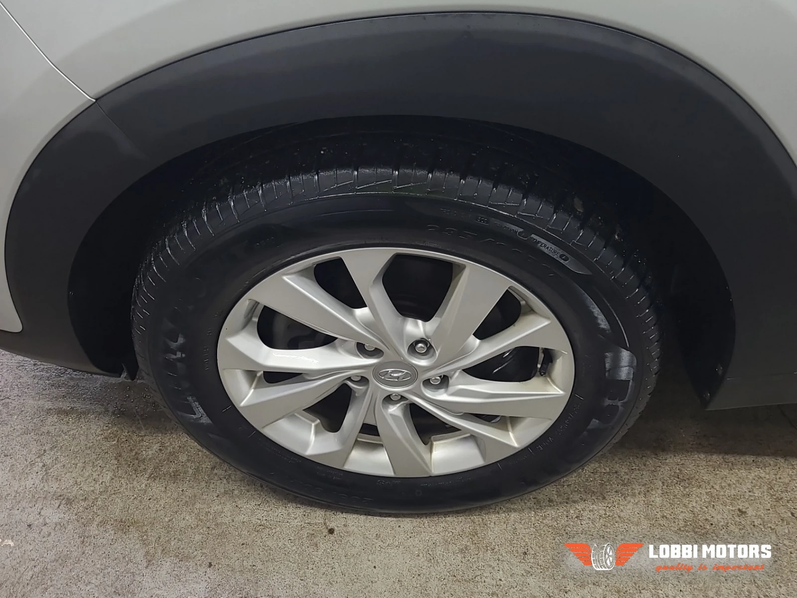 Hyundai Tucson, снимка 6 - Автомобили и джипове - 56297307
