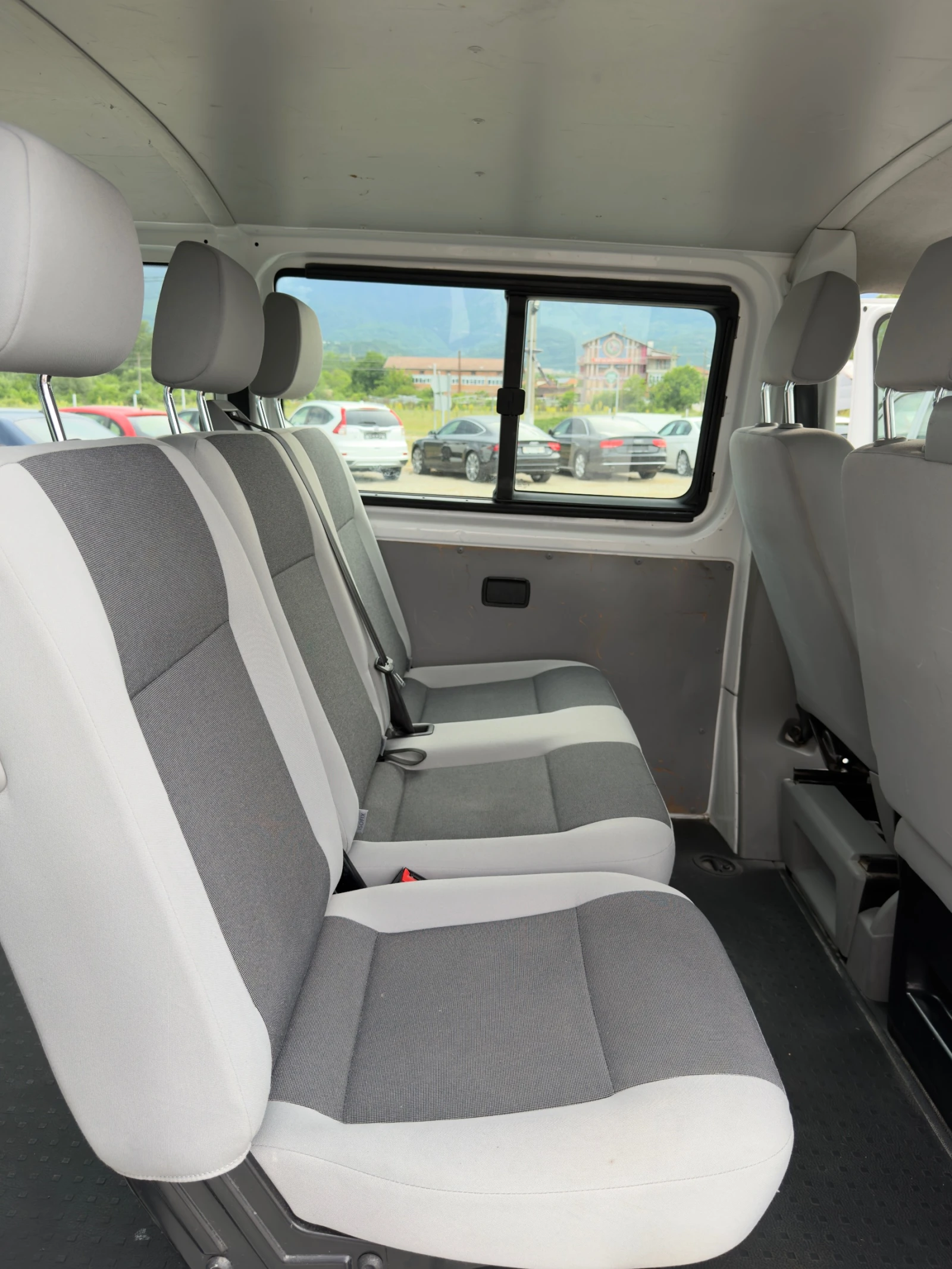 VW T6  Transporter 2.0 TDI, снимка 9 - Бусове и автобуси - 53362307
