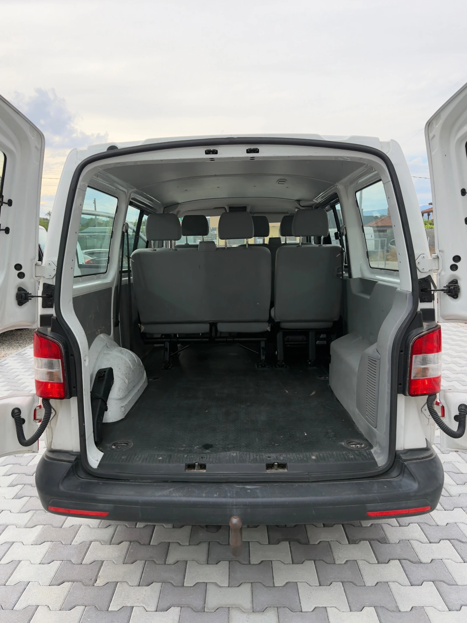 VW T6  Transporter 2.0 TDI, снимка 11 - Бусове и автобуси - 53362307