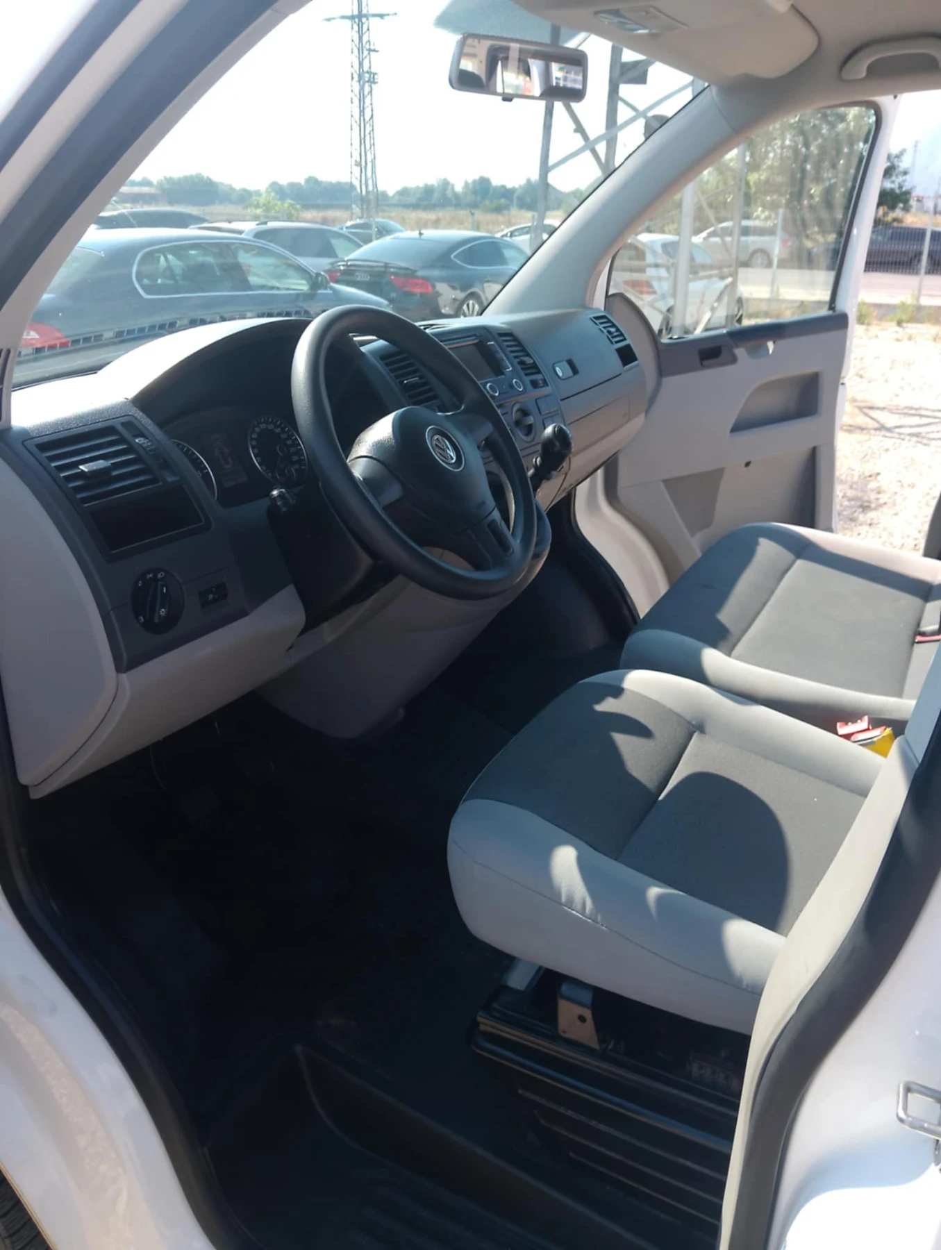 VW T6  Transporter 2.0 TDI - изображение 7