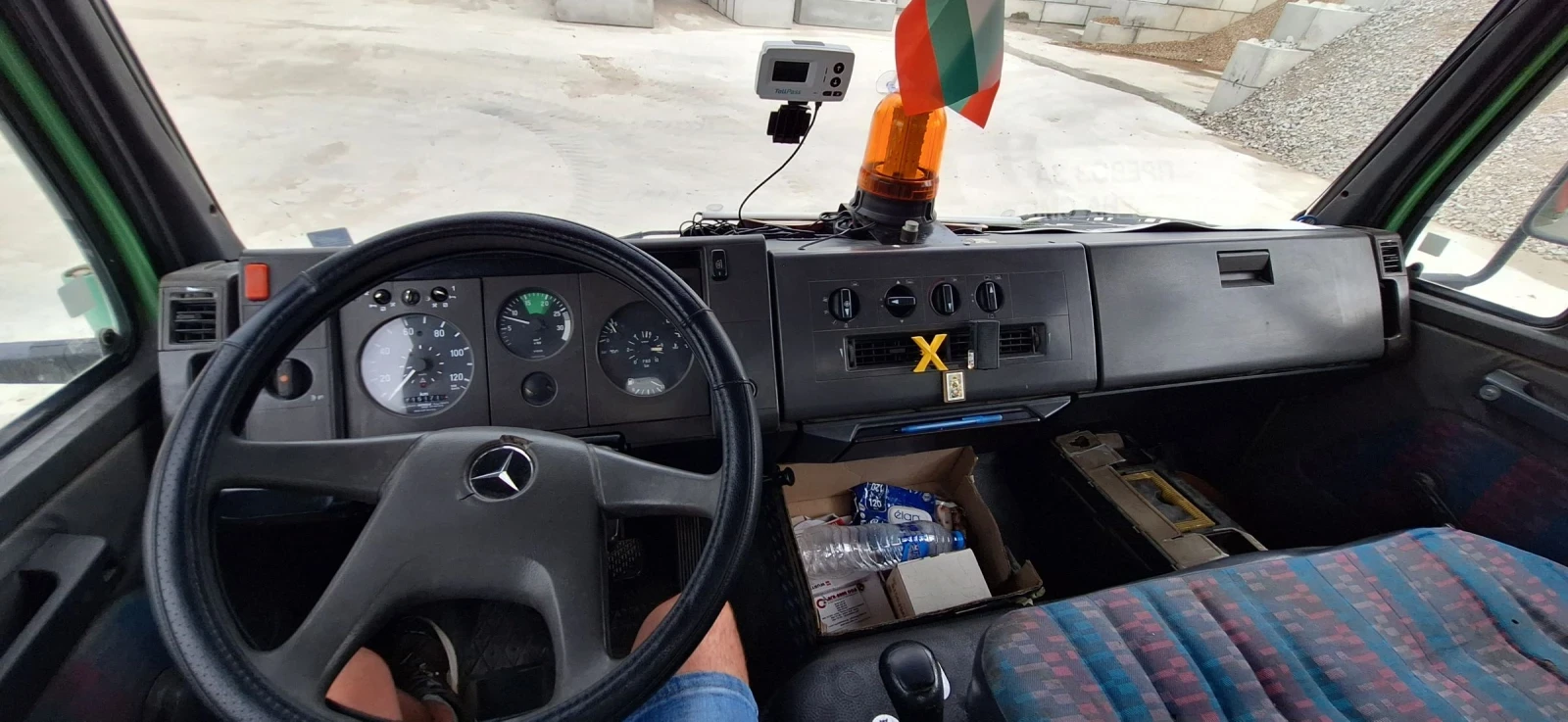 Mercedes-Benz 1117 Самосвал, снимка 13 - Камиони - 55470083