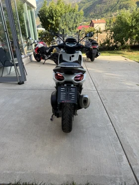 Piaggio Beverly 2022 300, снимка 7