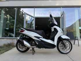 Piaggio Beverly 2022 300, снимка 1