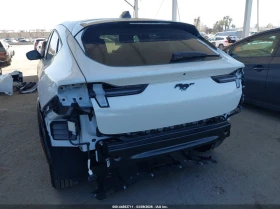 Ford Mustang Mach-E Premium RWD, снимка 6