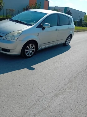 Toyota Corolla verso, снимка 2
