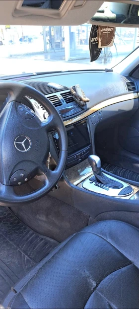 Обява за продажба на Mercedes-Benz E 320 ~7 800 лв. - изображение 2