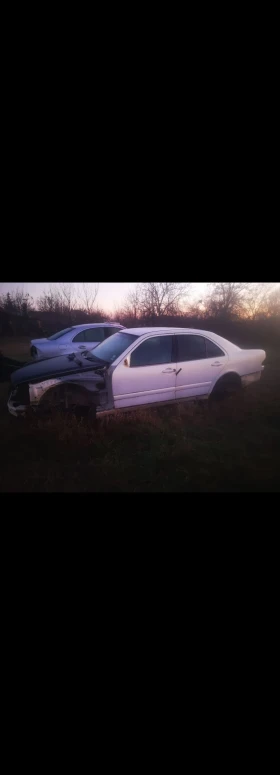 Mercedes-Benz E 220 2.2cdi, снимка 2 — Bazar.bg Mercedes-Benz E 220 2.2cdi, снимка 2