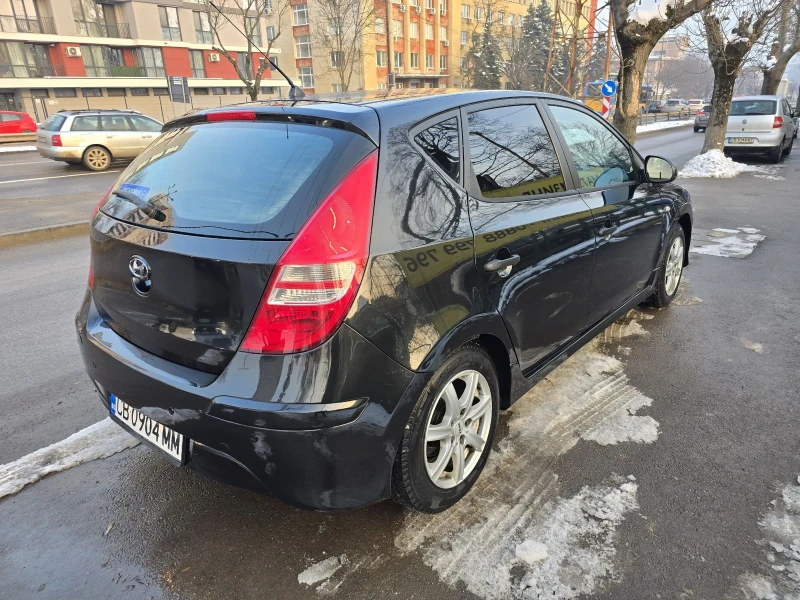 Hyundai I30 1.6D, снимка 4 - Автомобили и джипове - 48718595