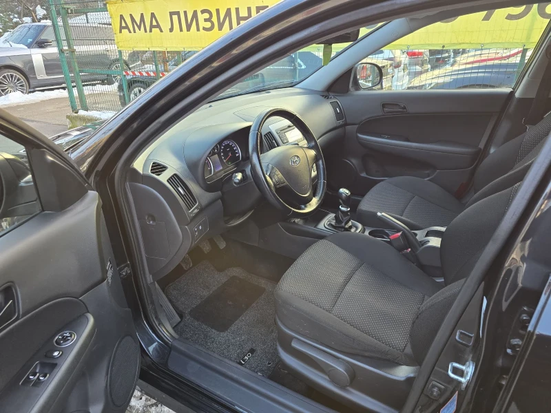 Hyundai I30 1.6D, снимка 7 - Автомобили и джипове - 48718595