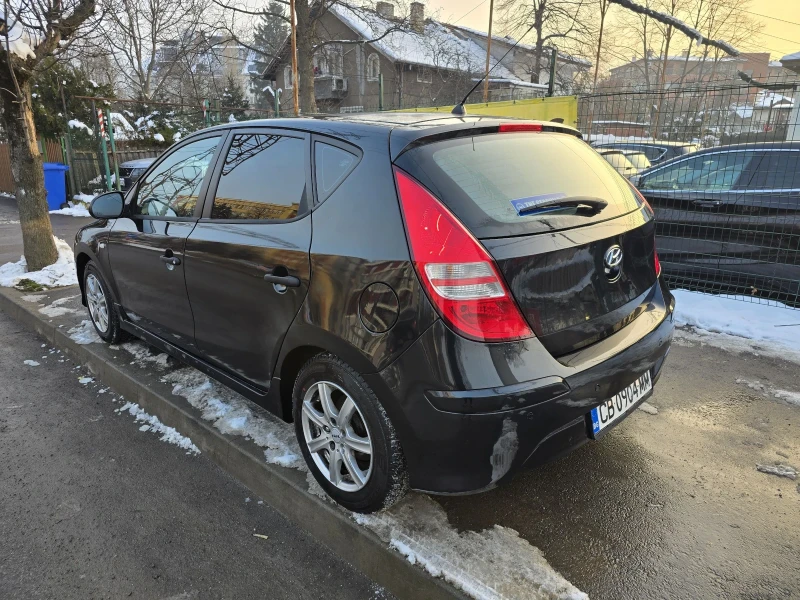 Hyundai I30 1.6D, снимка 5 - Автомобили и джипове - 48718595