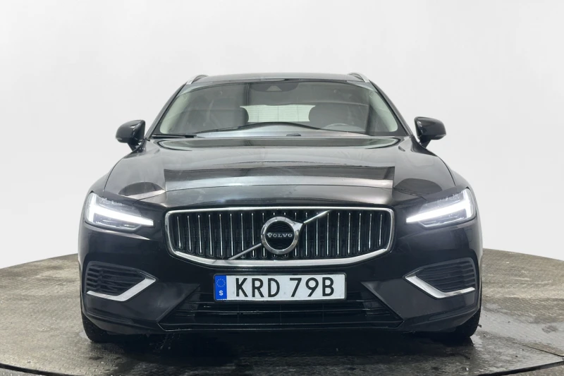 Volvo V60 Recharge T6 AWD, снимка 8 - Автомобили и джипове - 49212140