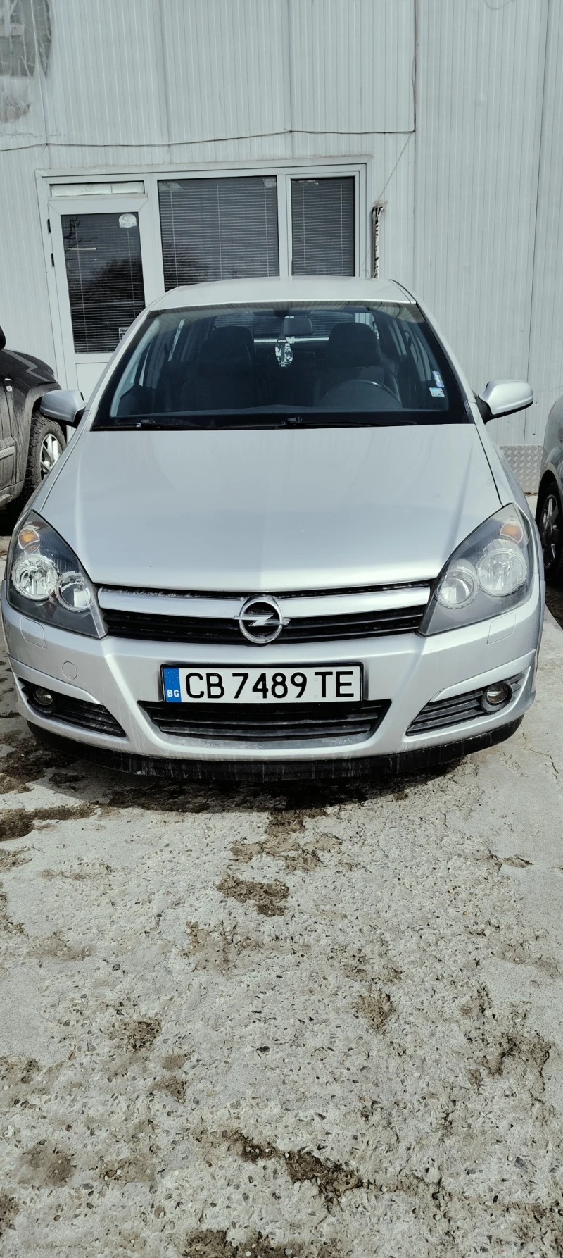 Opel Astra, снимка 1 - Автомобили и джипове - 49478874