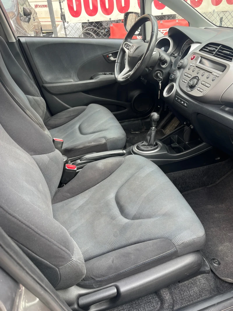 Honda Jazz 1.4i - Панорама - SWISS , снимка 7 - Автомобили и джипове - 49523250