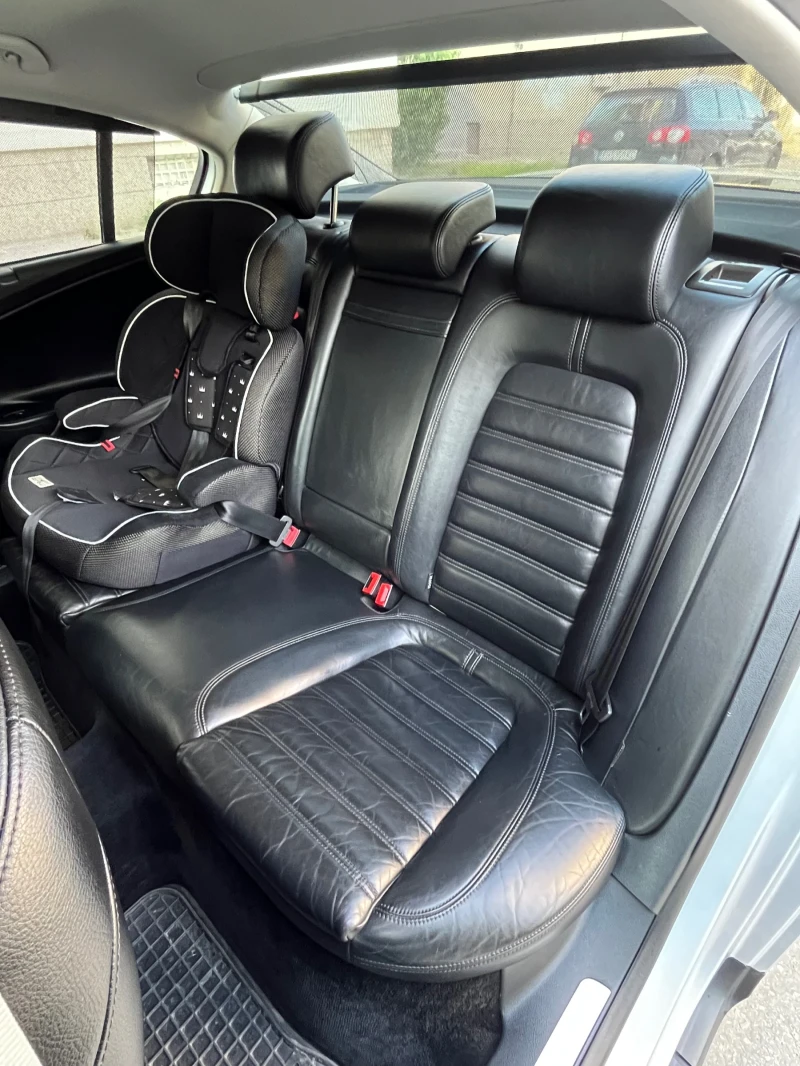 VW Passat 1.4 tsi ecofuel Full Highline, снимка 14 - Автомобили и джипове - 52017896
