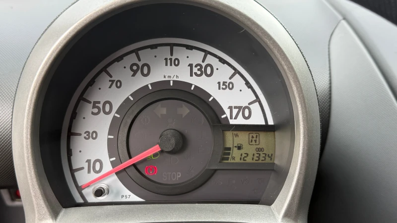 Peugeot 107 1.0-68кс-121000км!!!, снимка 15 - Автомобили и джипове - 51505271