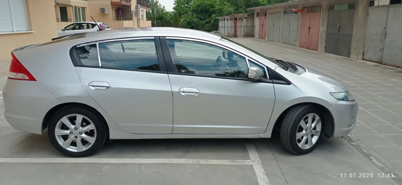 Honda Insight, снимка 2 - Автомобили и джипове - 52568407