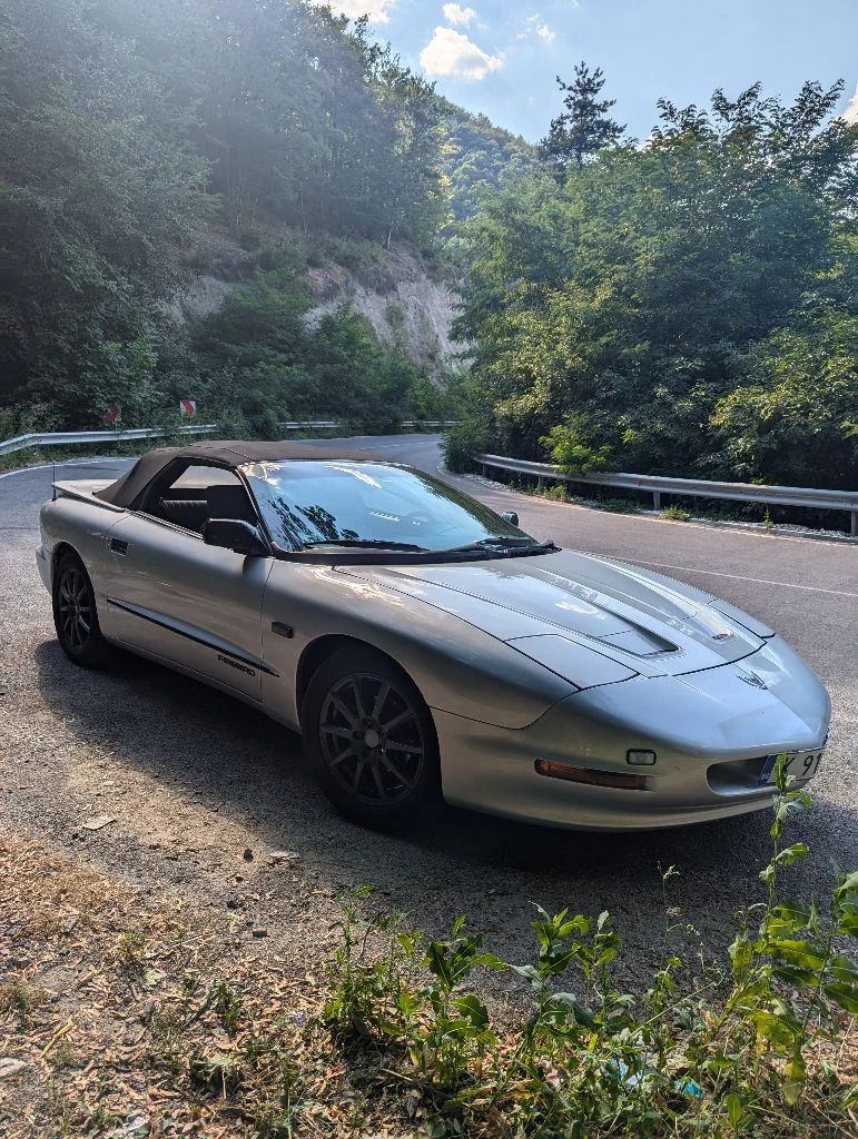 Pontiac Firebird  - изображение 5