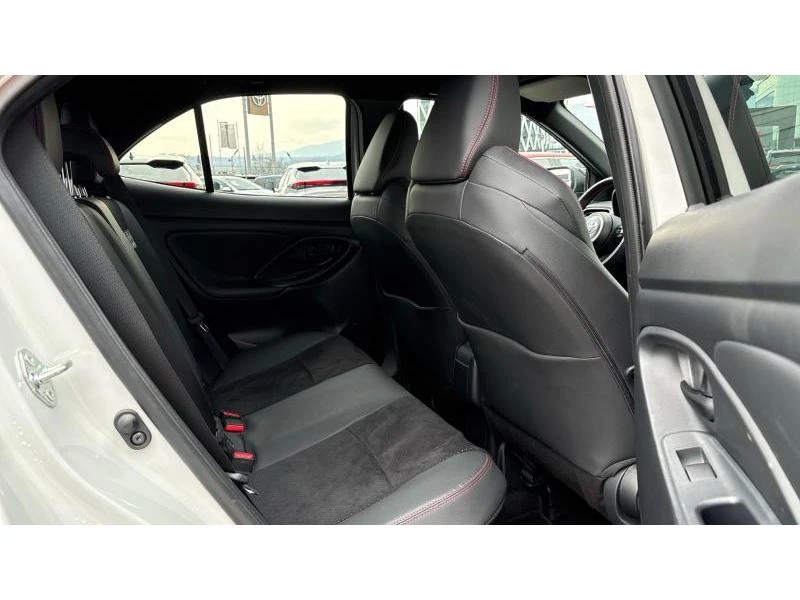 Toyota Yaris Cross 1.5HSD GR SPORT, снимка 7 - Автомобили и джипове - 54054567