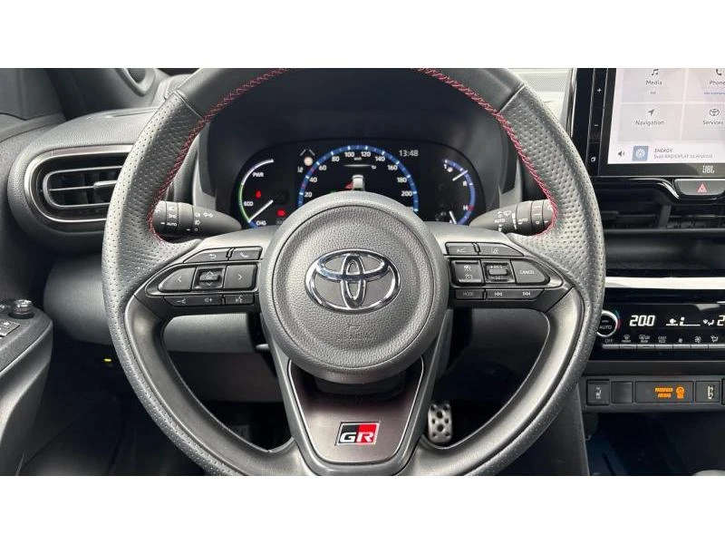 Toyota Yaris Cross 1.5HSD GR SPORT, снимка 13 - Автомобили и джипове - 54054567