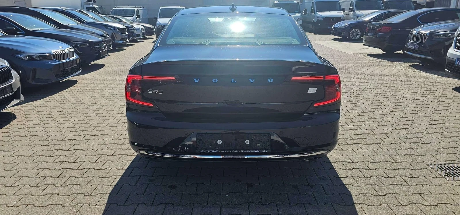 Volvo S90 Plug-In, снимка 4 - Автомобили и джипове - 20497091