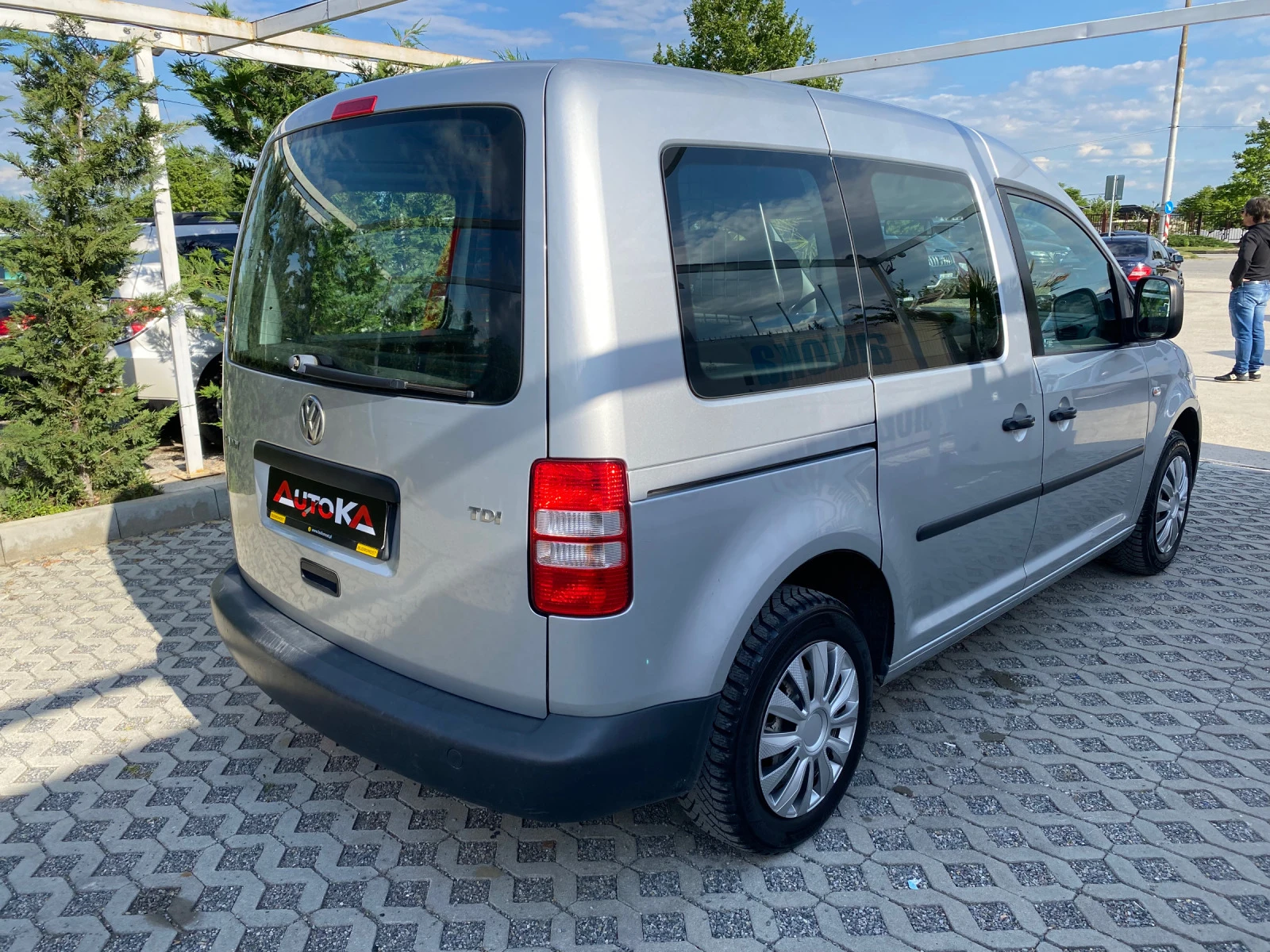 VW Caddy 1.6TDI-75кс= КЛИМАТИК= N1 - изображение 3