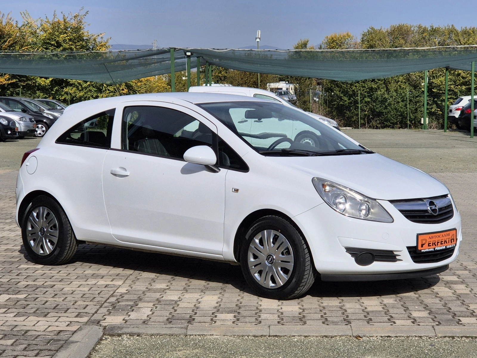 Opel Corsa 1.2 газ/бензин 80к.с. - изображение 6