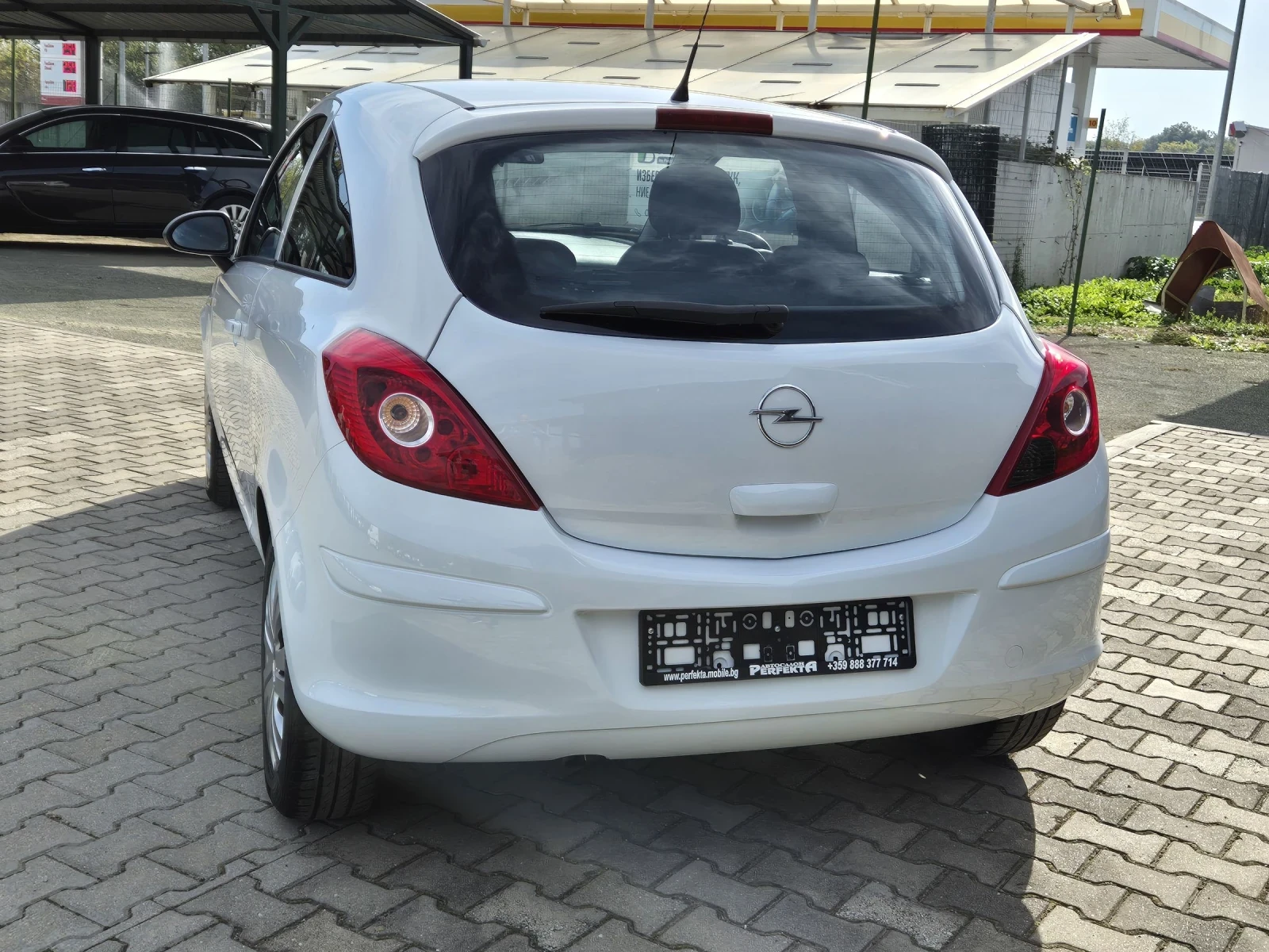 Opel Corsa 1.2 газ/бензин 80к.с. - изображение 9