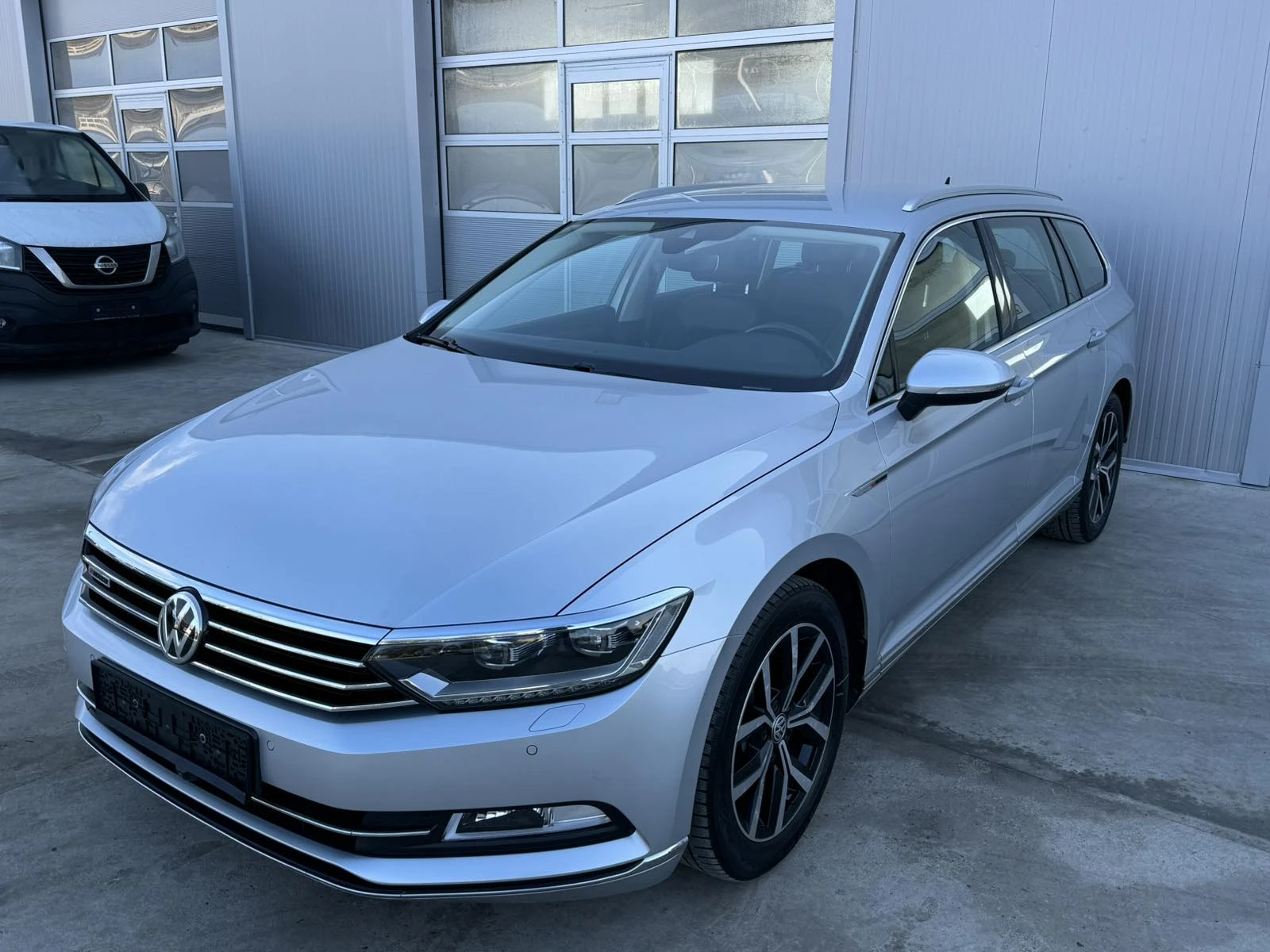 VW Passat 2.0* 239ps* High Line* 4MOTION* 360* НАВИ* FULL*  - [1] 