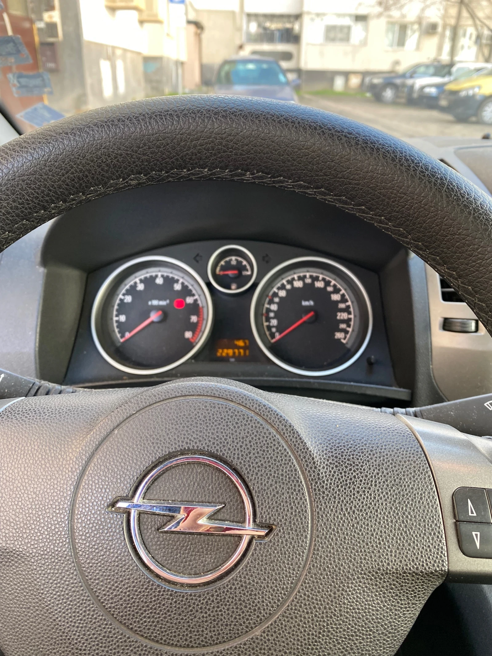 Opel Zafira  - изображение 5