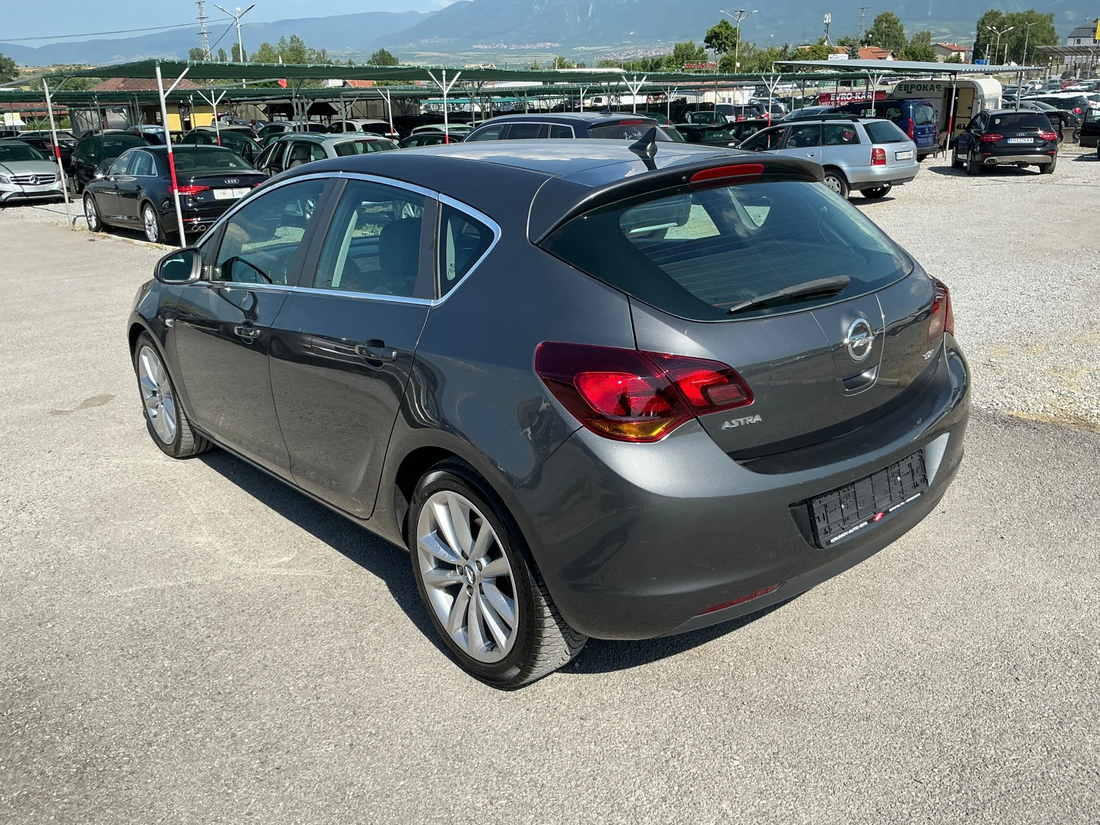 Opel Astra 1.7 CDTI - изображение 6