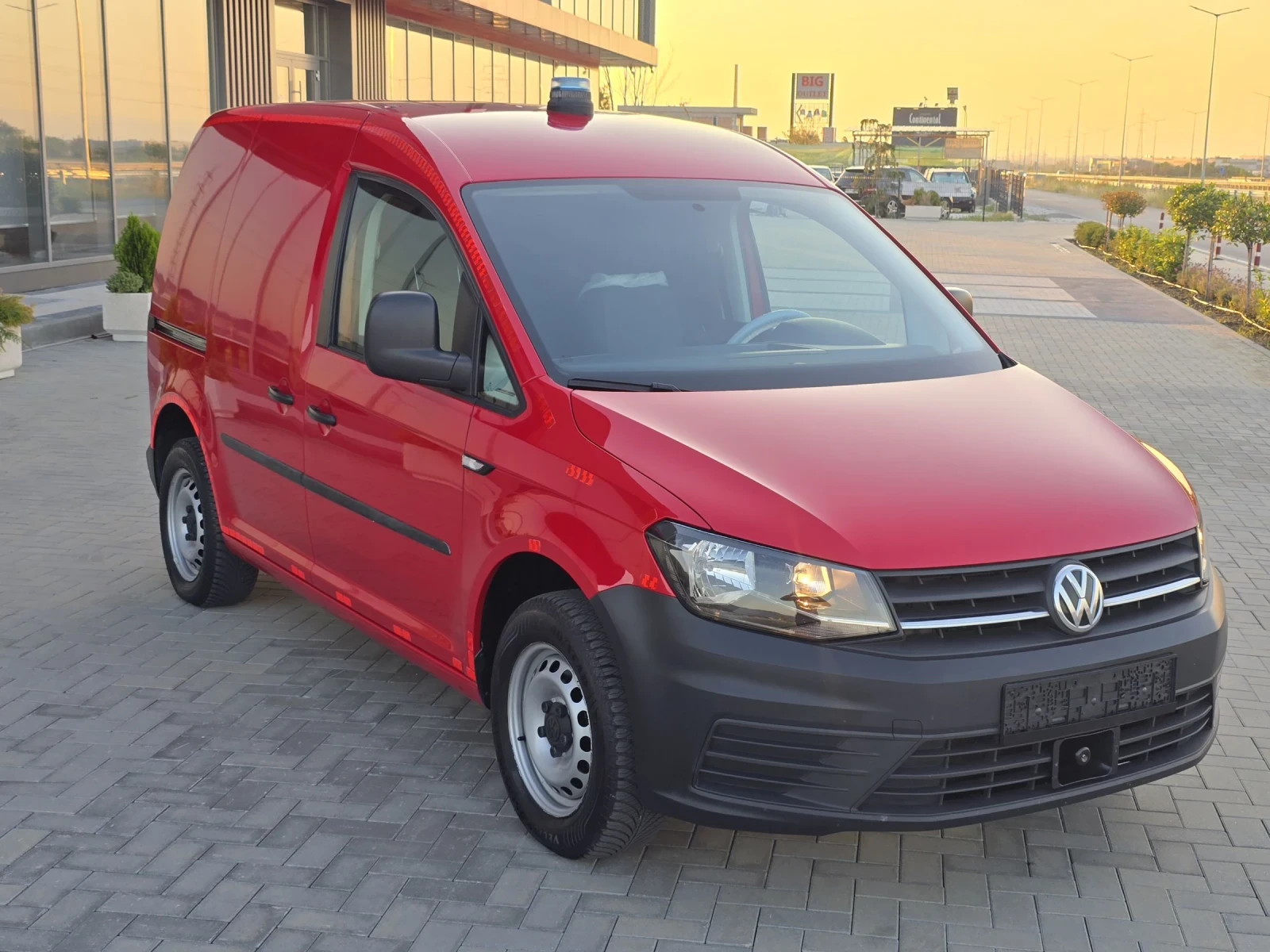 VW Caddy 2.0TDI/102ks/EURO6/* * 89000* * km. - изображение 3