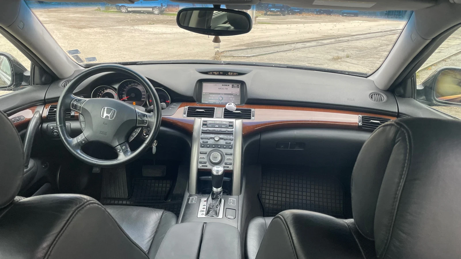 Honda Legend Honda Legend 3.5i 295к.с AWD - изображение 9