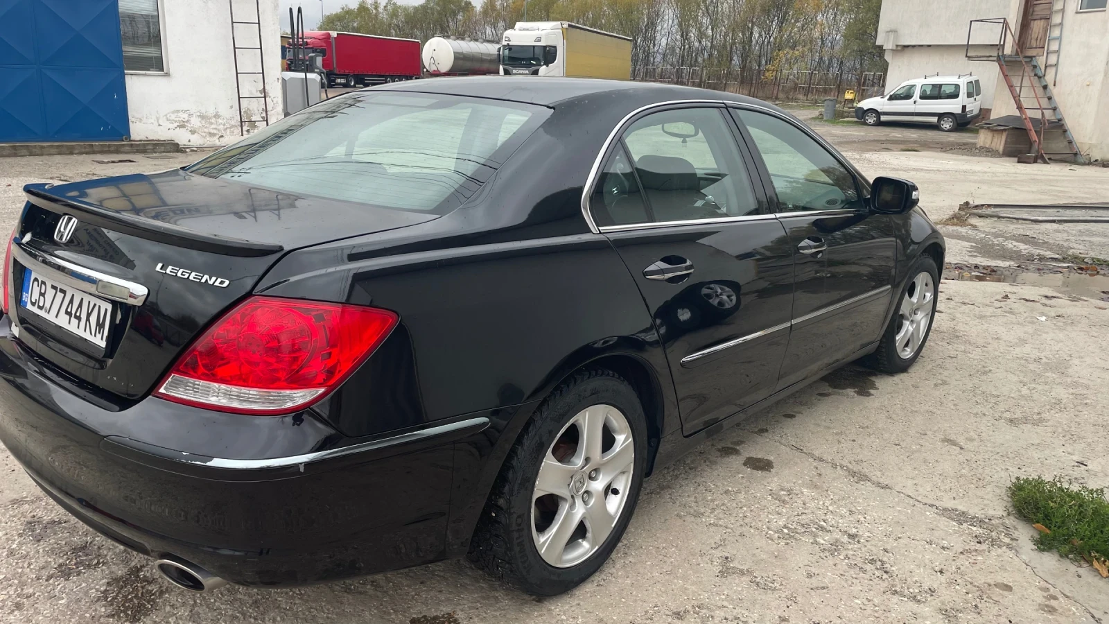 Honda Legend Honda Legend 3.5i 295к.с AWD - изображение 7