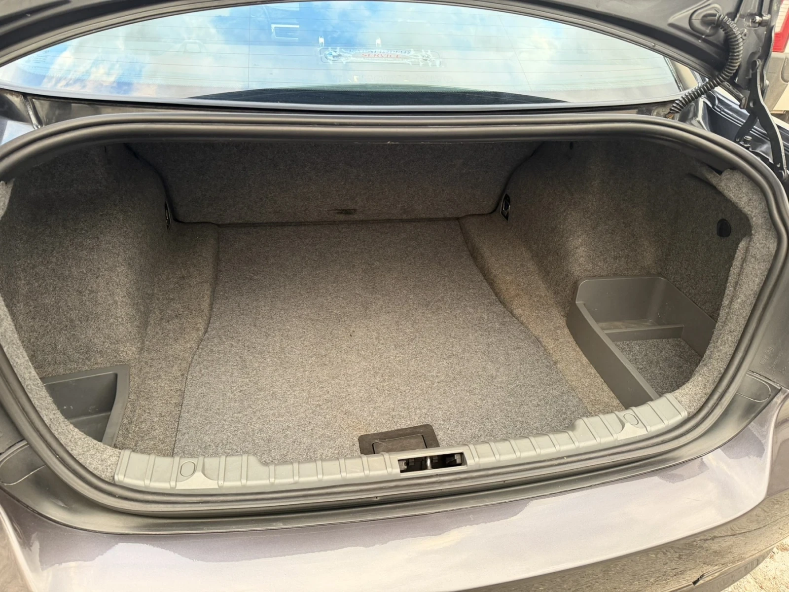 BMW 320 320D Ръчка, снимка 11 - Автомобили и джипове - 54092356